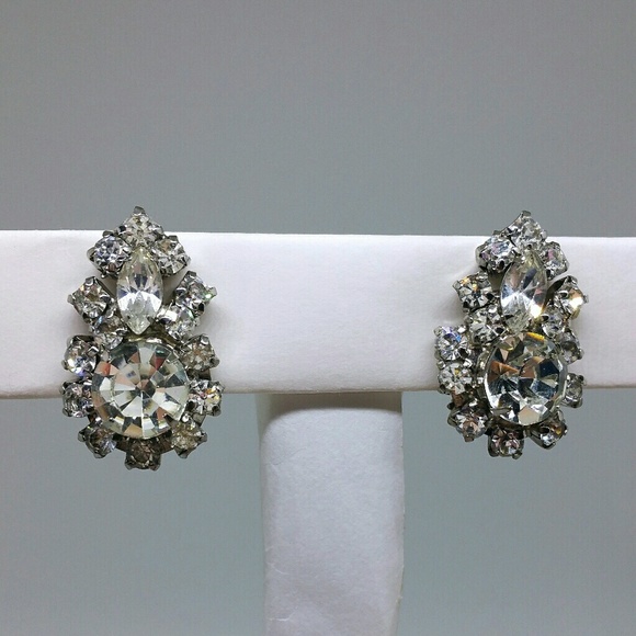 Vintage Art Deco clear rhinestone clip on earrings - Picture 3 of 8
